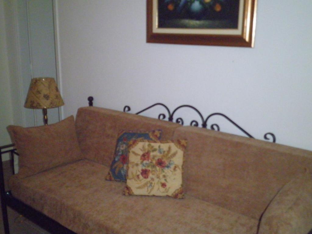 Pension Moschoula Platis Gialos  Rom bilde