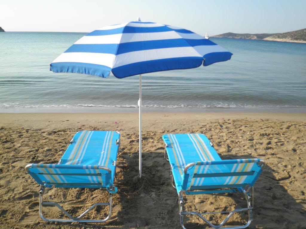 Pension Moschoula Platis Gialos  Rom bilde