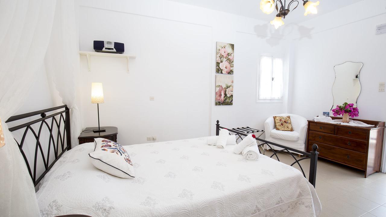 Pension Moschoula Platis Gialos  Eksteriør bilde